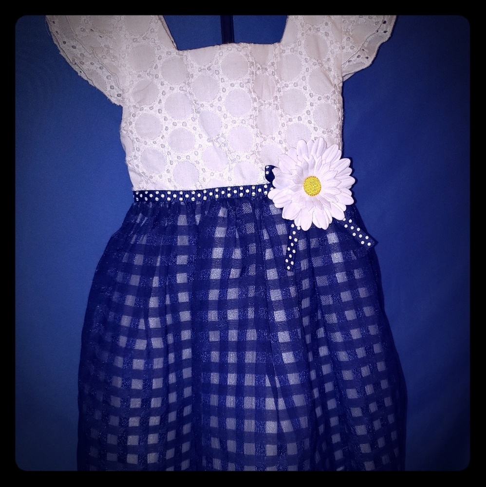 Sweet Heart Rose Blue & White Sunflower Dress